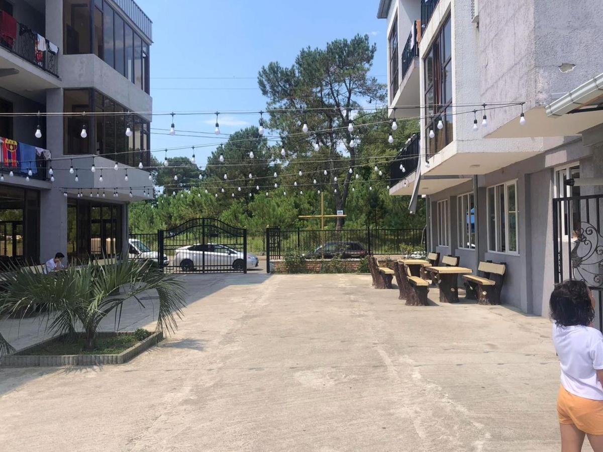 Hotel Guga コブレチ エクステリア 写真