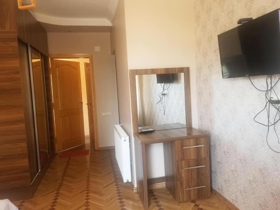 Hotel Guga コブレチ エクステリア 写真