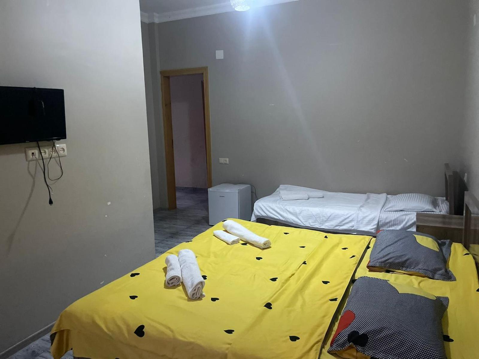 Hotel Guga コブレチ エクステリア 写真